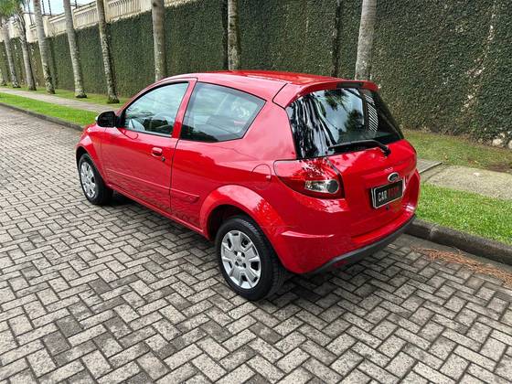 FORD KA 1.0 MPI 8V FLEX 2P MANUAL FORD KA 1.0 MPI 8V FLEX 2P MANUAL